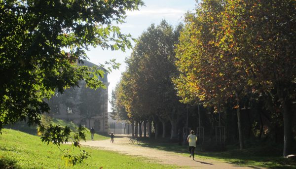 THE SITE On a slight elevation placed on Garonne’s riverside, safe from its floods, the site has been turned into a particular place across the history. Archaeological works carried out on this site, recently discovered an Iron Age graveyard, a second century craftsman area and an early roman era forum. During the following centuries, it [&hellip;]