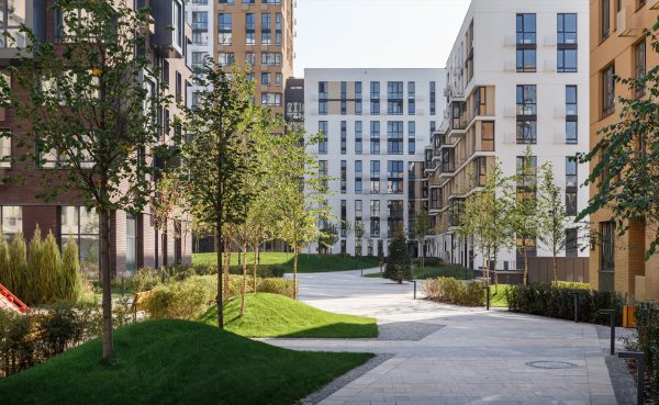 The Nivki district, known as one of the “Khrushchevka”, is adjacent to a huge territory of the aircraft plant and is located in the middle of the most densely populated district in Kyiv. In particular, the Residential complex “Fayna Town” itself was designed on the territory of former agricultural lands (a vegetable factory with greenhouses), […]