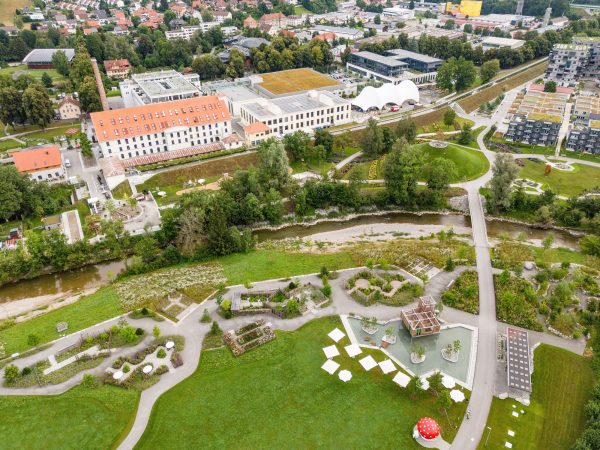 Urban Regeneration in a Historic Context Wangen im Allgäu exemplifies the archetypal small town: a compact historic core, well-preserved architectural layers, and scenic surroundings. Yet, the 2024 landscape exhibition became the catalyst for a comprehensive urban redevelopment—centered on the ERBA site, a former textile factory complex on the edge of the old town. This 19th-century [&hellip;]
