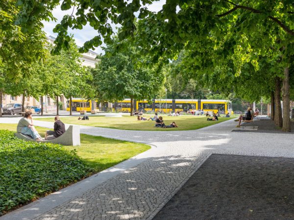 One of the places perceived only “in passing”. Also, one of the valuable public open spaces in the dense Berlin district of Dorotheenstadt. The suggested concept is a cautious further development of Hegelplatz: The existing spatial separation into a framed field and an “adjacent” square will be dissolved. The characteristic tree frame made up of […]