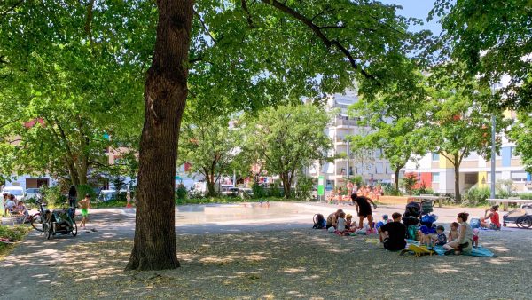 As a social space realized through public investment, the project is outstanding in its sobriety, introducing interventions that activate the park by deliberate restraint, lightness and confidence, avoiding the excesses of over-programming. It shows how to effortlessly tackle a typology well known to European cities. The central 'plaza under the trees' remains open and unburdened — a space left deliberately undefined, capable of hosting a multiplicity of uses and adapting to unforeseen futures.

Subtle adjustments amplify its everyday functionality: a simple asphalt surface and path extend the spatial affordances for children's play, while vegetated edges articulate an outdoor room, buffered from adjacent car traffic. The jury recognized in this approach echoes of mottos such as ‘Never demolish, always add,’ associated with the work of Lacaton & Vassal — where social utility and economic pragmatism form the political ground for design action. Winkelriedplatz thus presents itself as public space in its most essential form: adaptive, accessible, and restrained.