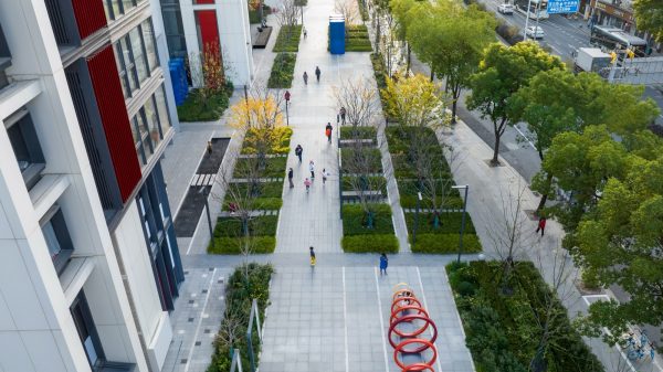 In contemporary urbanization, landscape design faces key questions: can we create living natural experiences amid scarcity and density? Can we create unique places rooted in local culture despite global homogenization? Oriental One, in Shanghai’s high-density core, uses landscape to integrate city, nature, culture, and dwelling. I. Urban Vision Split by a road but designed as [&hellip;]