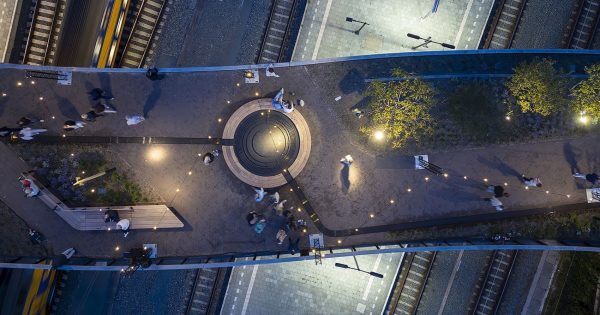 With the opening of the Passerelle in 2025, Zwolle will gain not just a new bridge, but a new urban backbone. Where the railway line once formed a stark dividing line between the historic city centre and the southern neighbourhoods, a natural and pleasant connection is now emerging that brings the city together once more. [&hellip;]