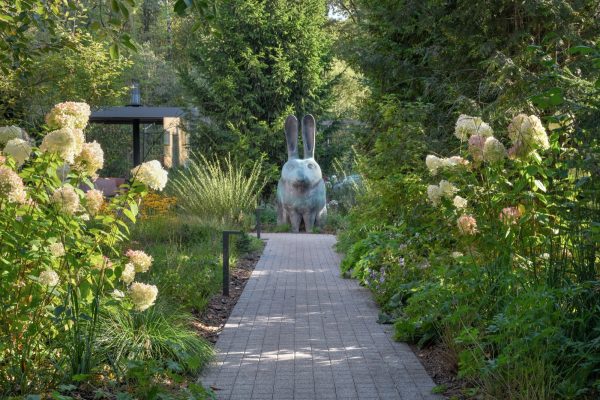 The private garden project is created and realised by AFA Dacha (AFA’s private residential division). It harmoniously combines laconic forms, a variety of textures and a range of functional possibilities. The balance of contemporary and the atmosphere of a traditional private garden makes it a place to recharge, relax, and commune with nature. Details start [&hellip;]