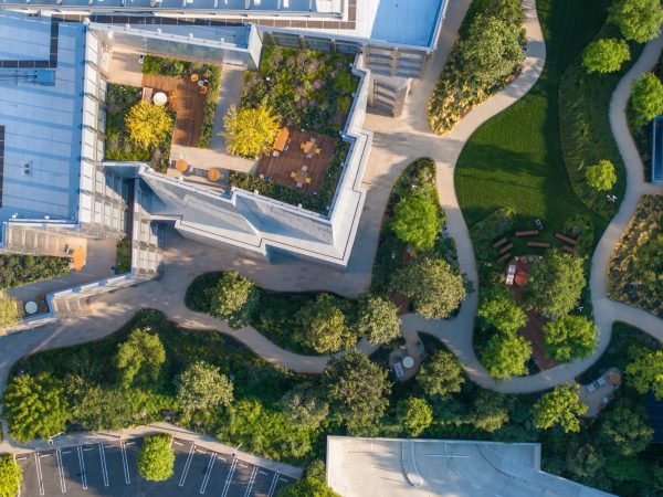 Situated within an 11-acre site in Burbank, California, this legacy Hollywood studio center introduces a striking new presence on the skyline between the iconic Hollywood Hills and San Gabriel Mountains. Lush landscape on the ground plane and in building terraces create a three-dimensional composition that mediates the area between the hillside and the roadway. The [&hellip;]