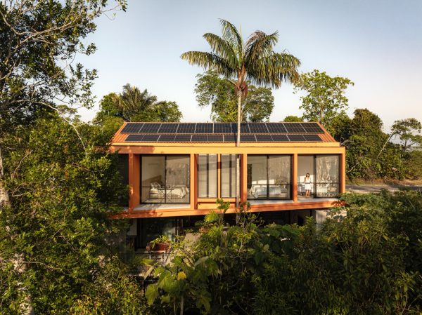 Casa Pupunha is a residential landscape project located at the highest point of a private condominium in Manaus, in the Brazilian Amazon, bordering a permanent preservation area. The landscape design was developed by Hana Eto Gall in close dialogue with the architecture of Laurent Troost Architectures and the interiors of Chris Coimbra. The adjacency to [&hellip;]
