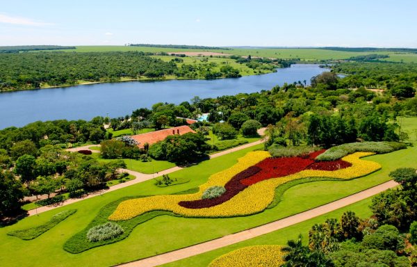 The Nautical Club of Araraquara was founded in 1963 on a 664-hectare site. Its origins can be traced back from the interest of a group of colleagues passionate about water skiing, who built the reservoir in 1964 and developed a Master Plan for the club. The board of directors regarded the landscape with great responsibility, [&hellip;]