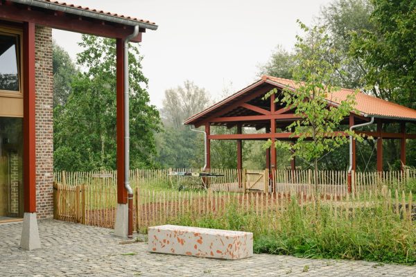 Adaptive reuse of a farmstead into a social and logistical hub for sustainable food In response to a call from the Brussels Region, a comprehensive proposal was developed and managed for the adaptive reuse of a former farmstead and adjacent residential building. The site is programmed as a mixed-use hub focusing on sustainable agriculture and [&hellip;]